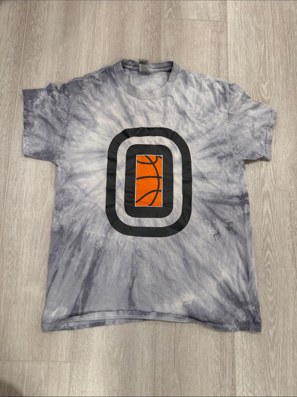 Gildan Gray Tie-Dye Tee with Orange Basketball Graphic size medium basketball